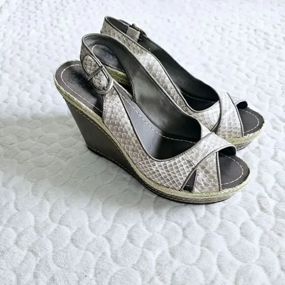 Vince Camuto Estera snakeskin wedges heels 9.5 39.5 - Picture 2 of 10